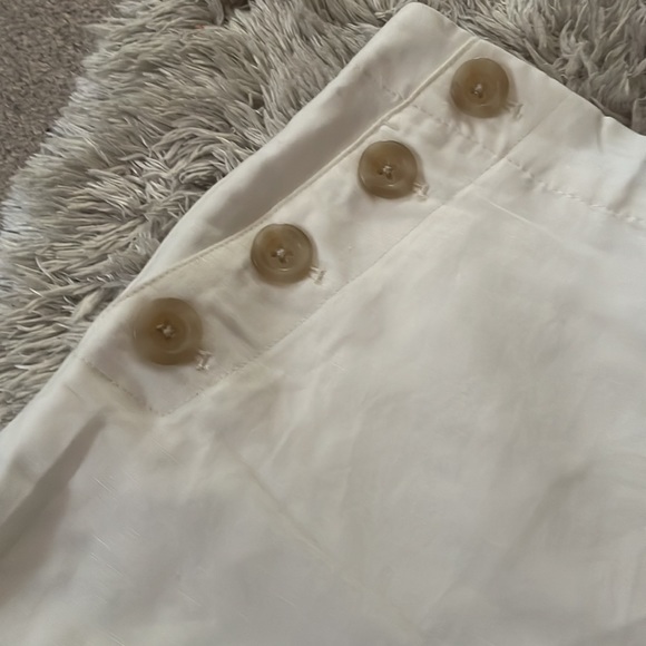 NWT Ann Taylor linen blend cream colored high rise shorts - Picture 2 of 7